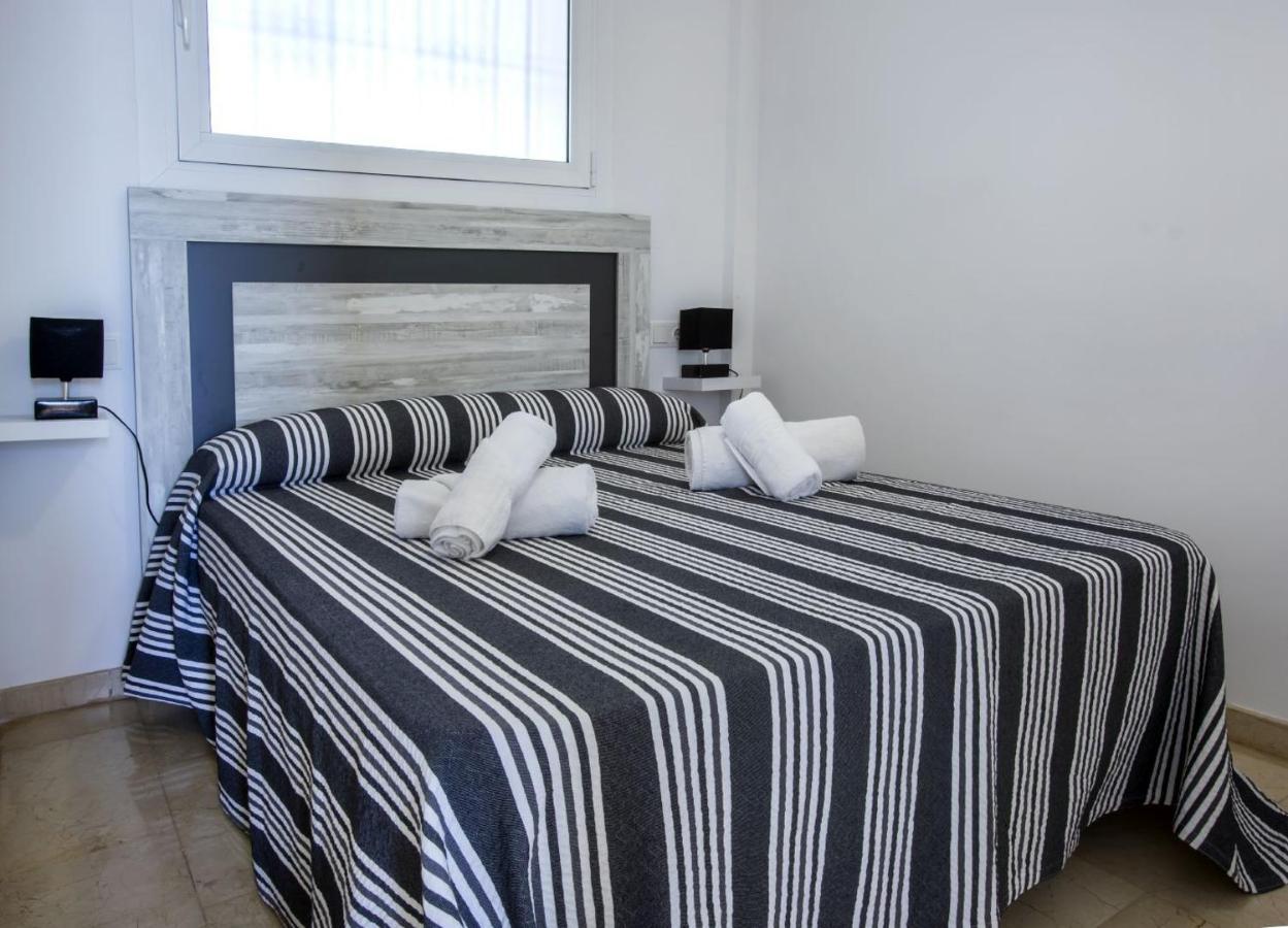 Apartamentos Fabiola I カルプ エクステリア 写真